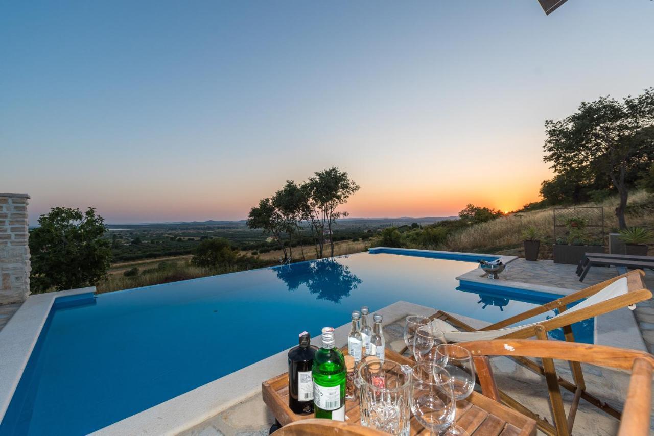 Brand New Villa Cara D Oro, Vrana Vrana  Buitenkant foto